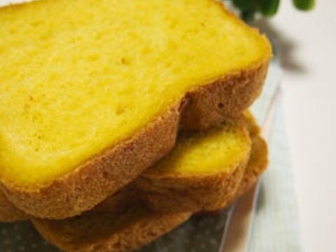 HB:かぼちゃの煮物の残りで☆ふわふわかぼちゃパン